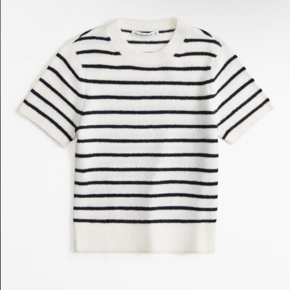 Abercrombie crew sweater tee